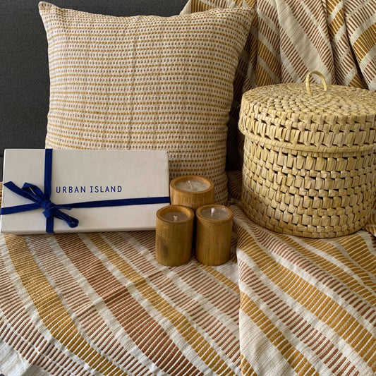 Warmth and Giving Back: Sustainable Thanksgiving Gifts for 2023