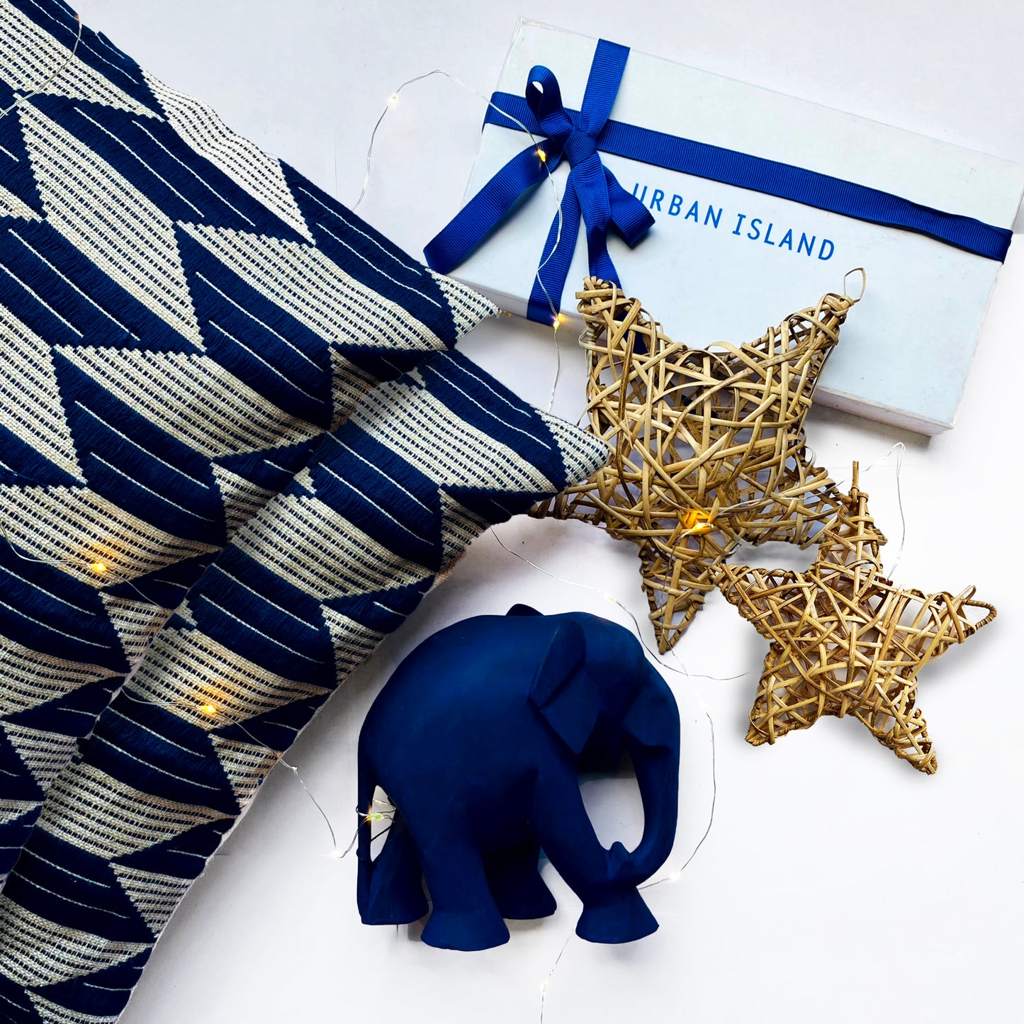 Holiday homeware gift set