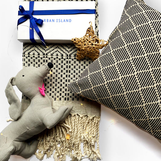 Black & White holiday gift set