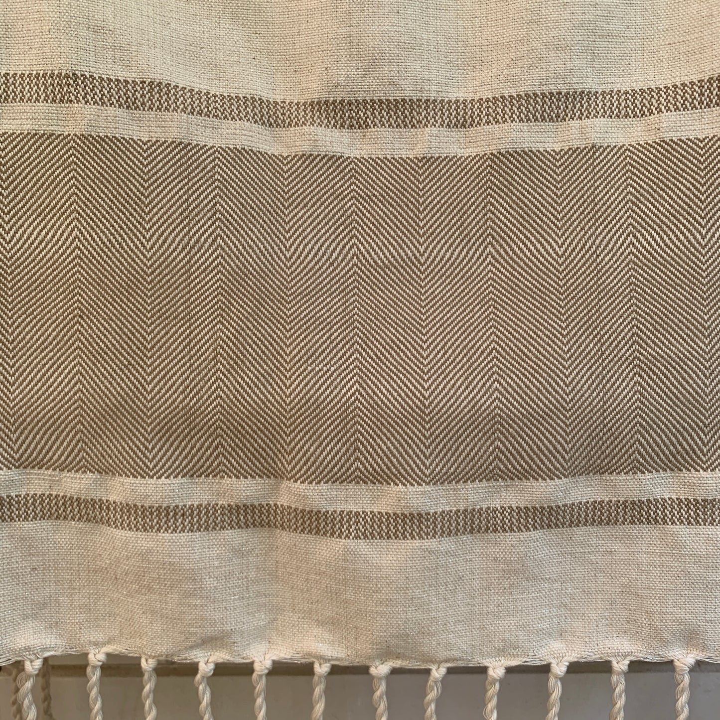 Handwoven Thiriwanakatiya sudu throw