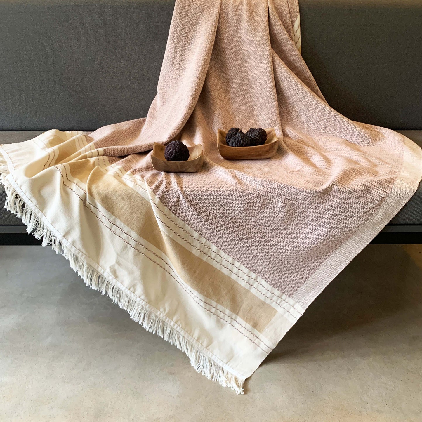 Handwoven Flake Light Weight Throw - Honey