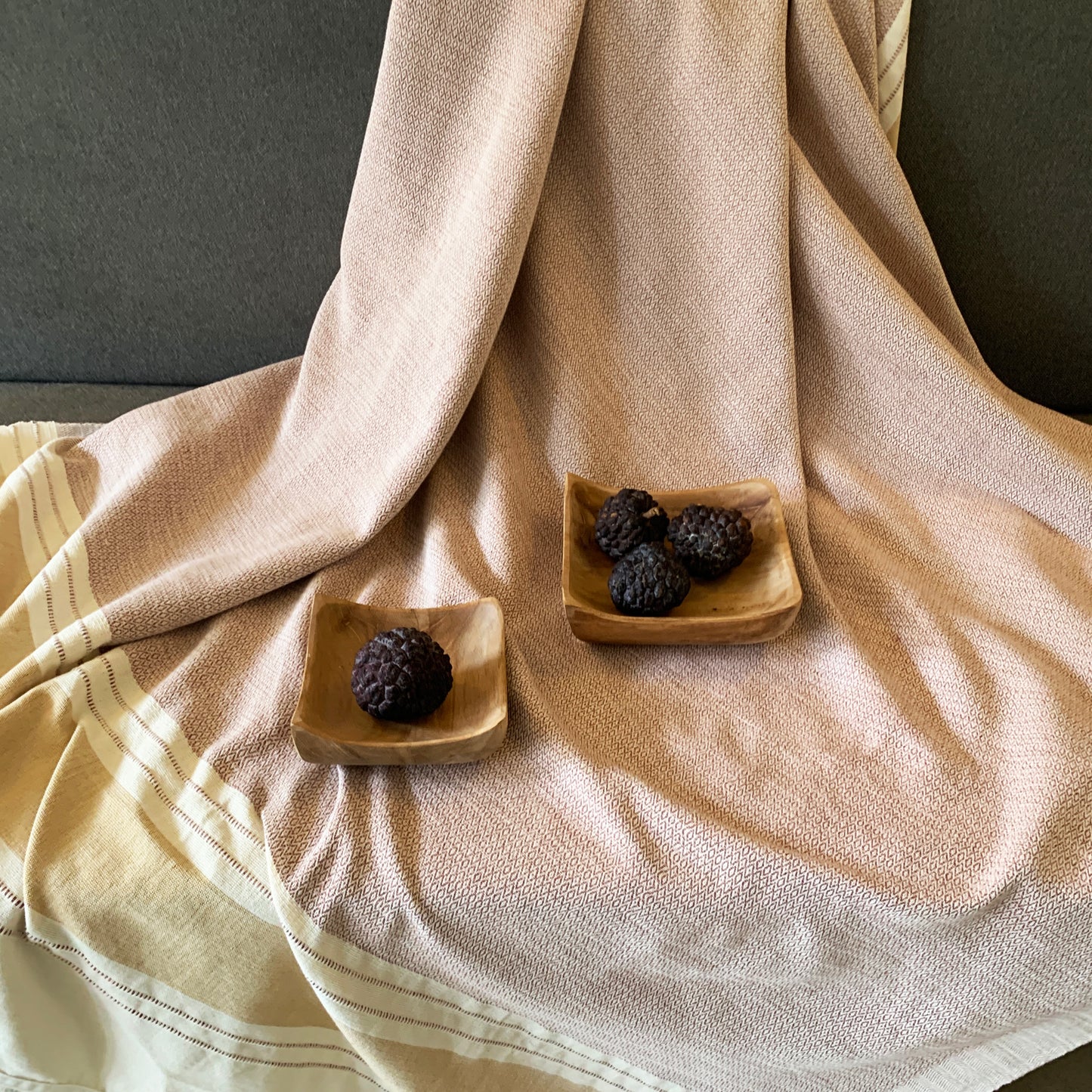 Handwoven Flake Light Weight Throw - Honey
