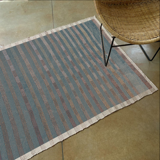 Artisanal handloom Herring Dunes rug - dark pink and mid gray weft