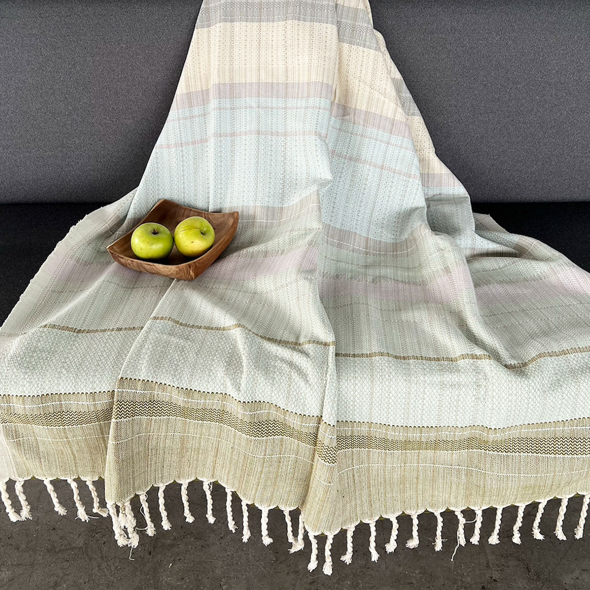 Handwoven Makandura Vila Throw