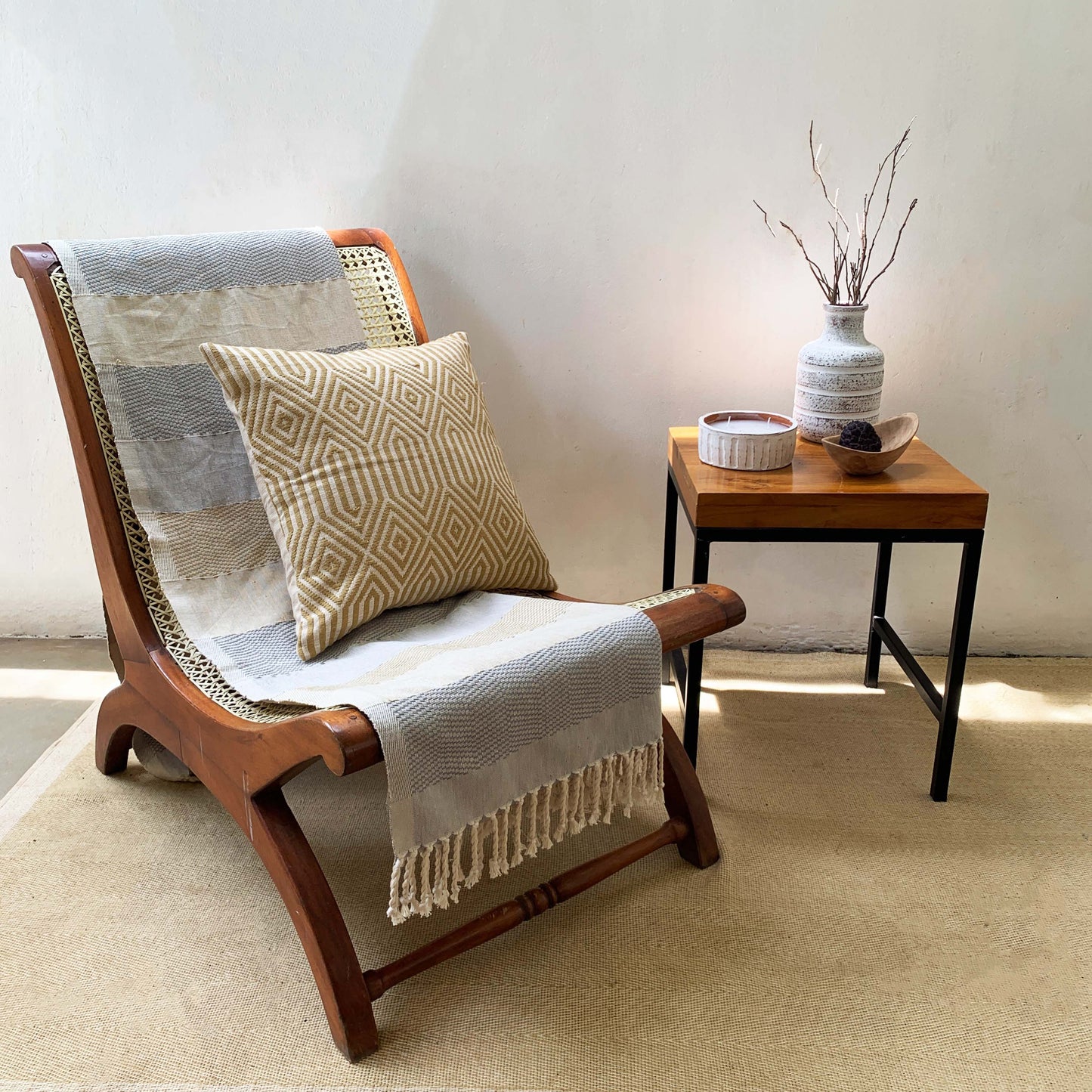 Handwoven Kosgoda Throw - Beige & Ash