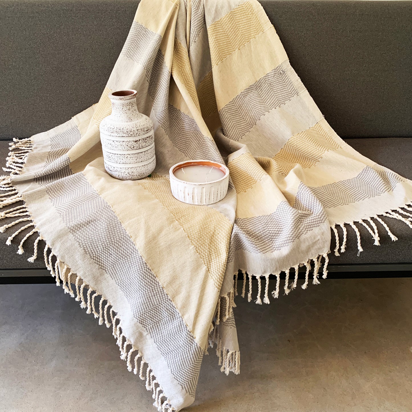 Handwoven Kosgoda Throw - Beige & Ash