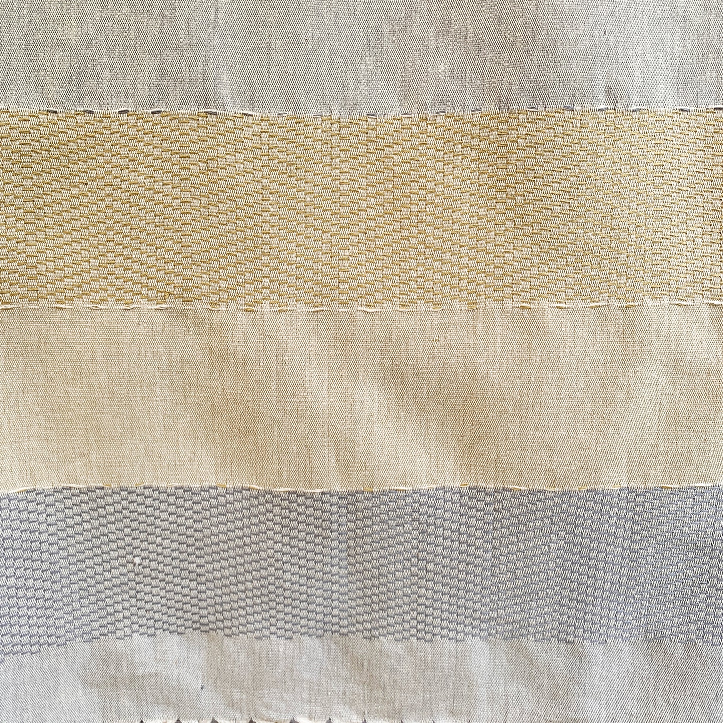 Handwoven Kosgoda Throw - Beige & Ash