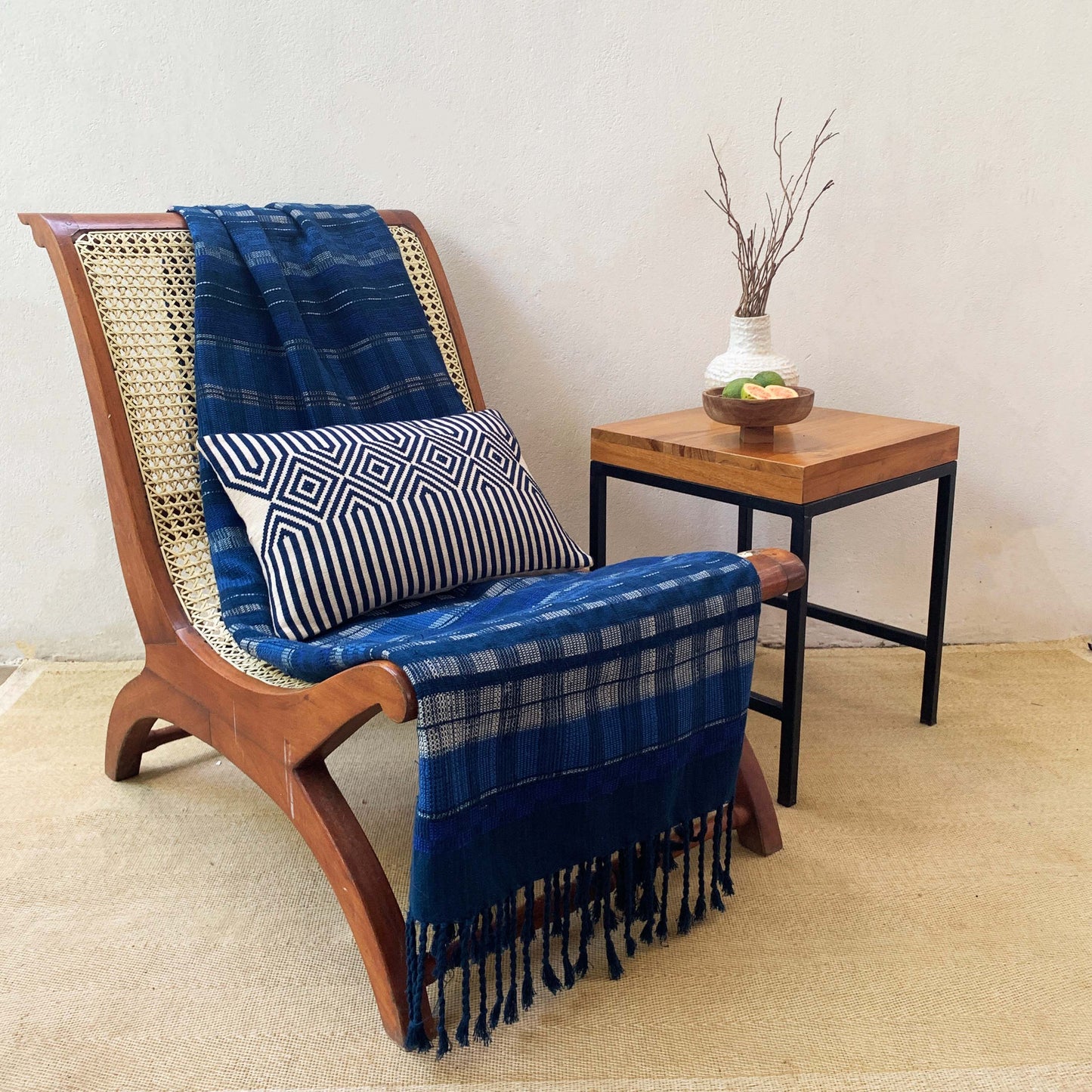Handwoven Nil Kolabha Throw - Navy Ink Warp