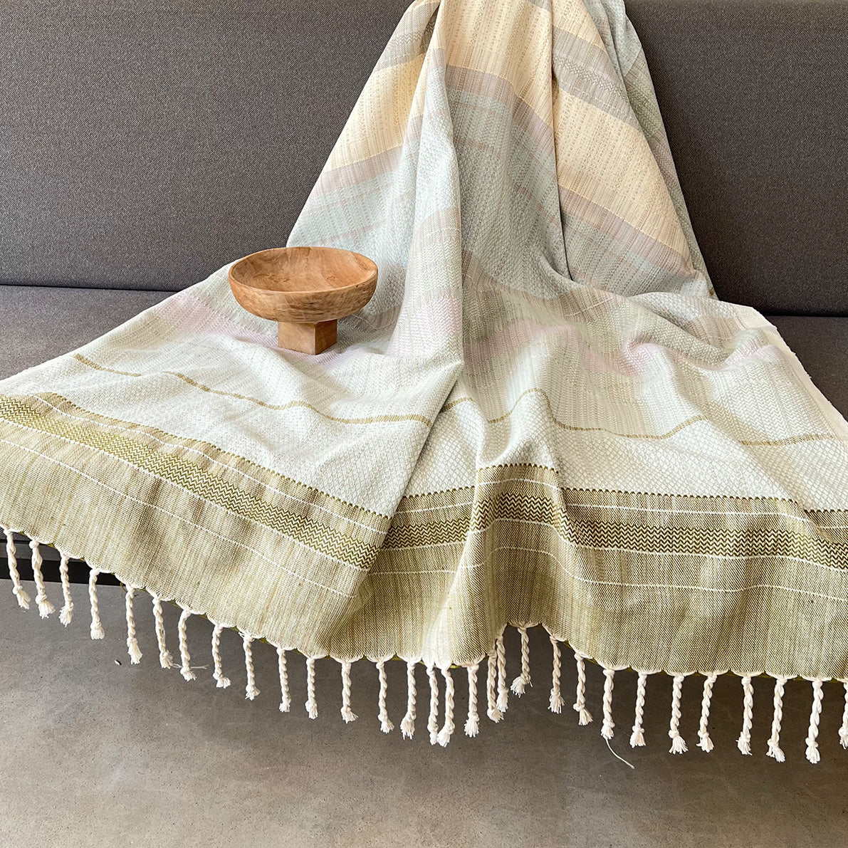 Handwoven Makandura Vila Throw